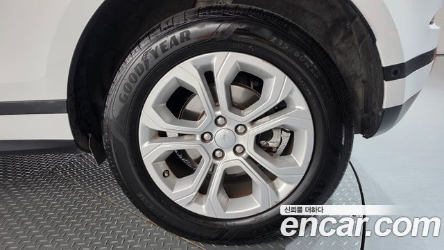 Land Rover Range Rover Evoque 2020 — photo 7