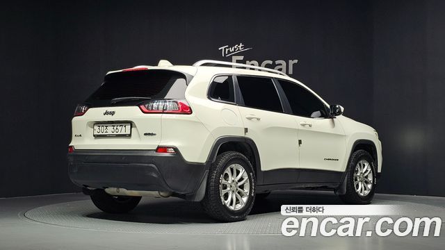 Jeep Cherokee 2019 — photo 2