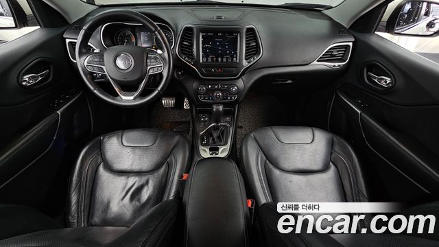 Jeep Cherokee 2019 — photo 7