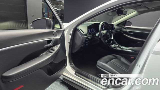 Hyundai Sonata 2021 — photo 13