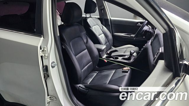 Kia Sportage 2017 — photo 18