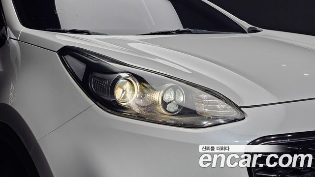 Kia Sportage 2017 — photo 8