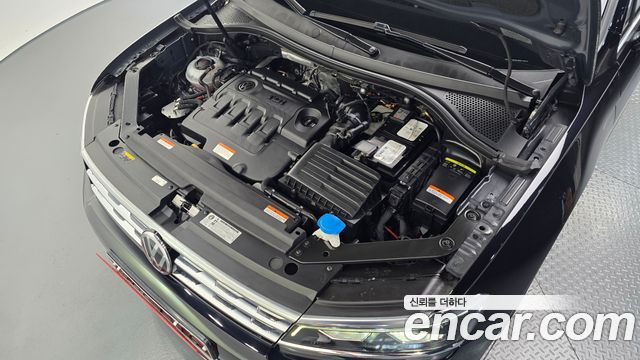 Volkswagen Tiguan 2018 — photo 6