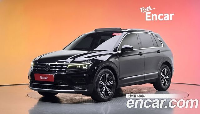 Volkswagen Tiguan 2018 — photo 1