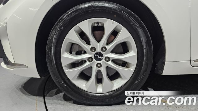 Kia K8 2023 — photo 5