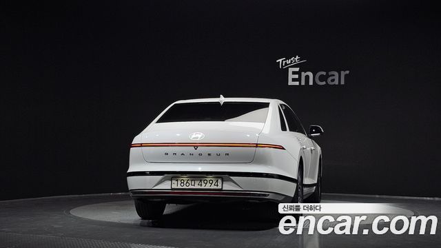 Hyundai Grandeur 2023 — photo 4