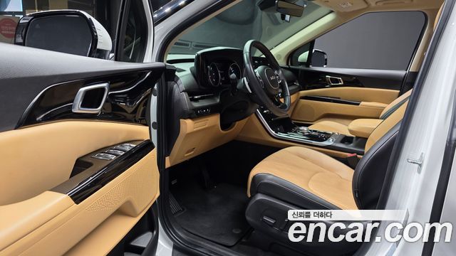 Kia Canival 2023 — photo 13