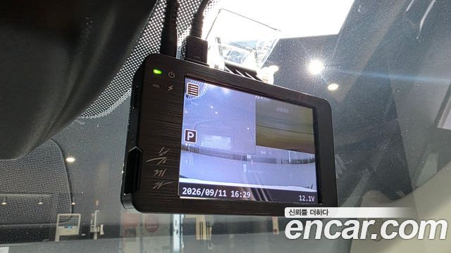 Kia Canival 2023 — photo 19