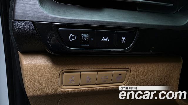 Kia Canival 2023 — photo 27