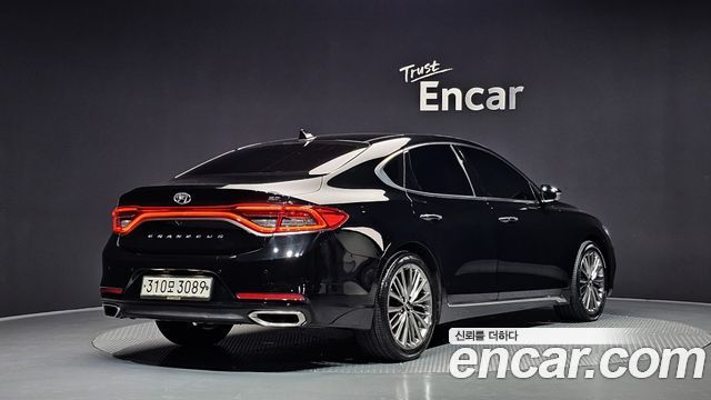 Hyundai Grandeur 2018 — photo 2
