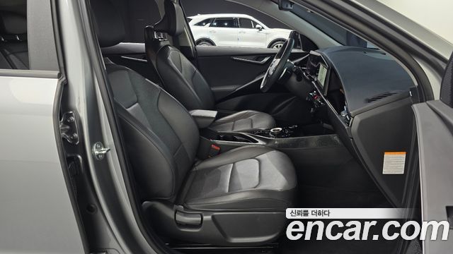 Kia Niro 2024 — photo 16