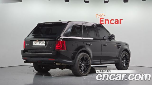 Land Rover Range Rover Sport 2011 — photo 2