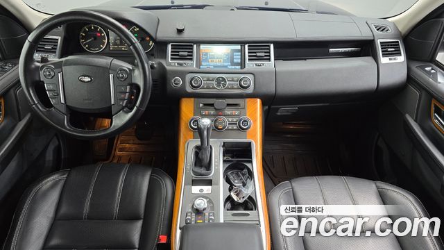 Land Rover Range Rover Sport 2011 — photo 10