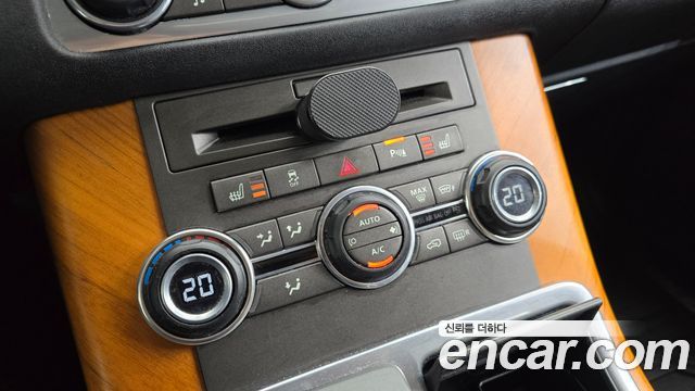 Land Rover Range Rover Sport 2011 — photo 29