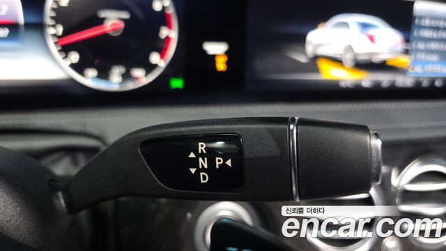 Mercedes-Benz S-Class 2019 — photo 9