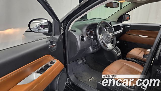 Jeep Compass 2015 — photo 10