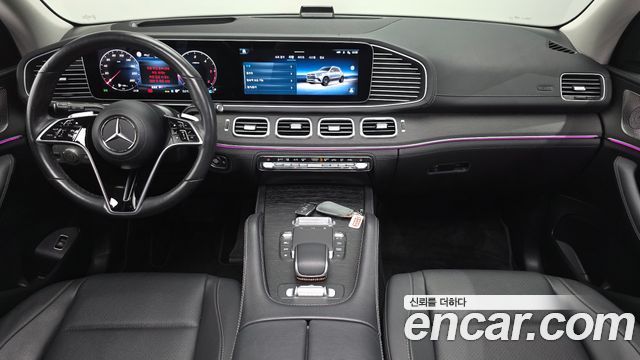 Mercedes-Benz GLE-Class 2024 — photo 10