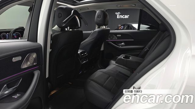 Mercedes-Benz GLE-Class 2024 — photo 17