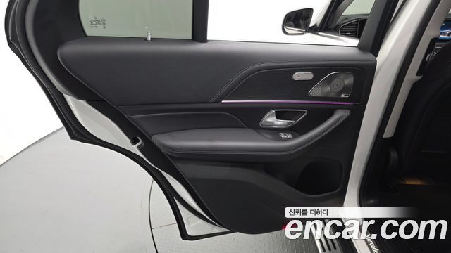 Mercedes-Benz GLE-Class 2024 — photo 15
