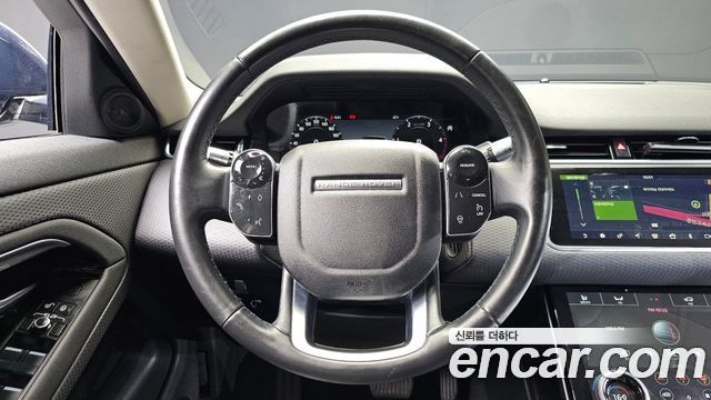 Land Rover Range Rover Evoque 2020 — photo 13