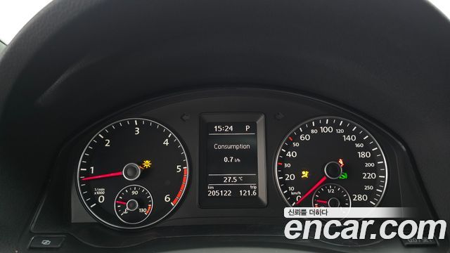Volkswagen Scirocco 2012 — photo 8