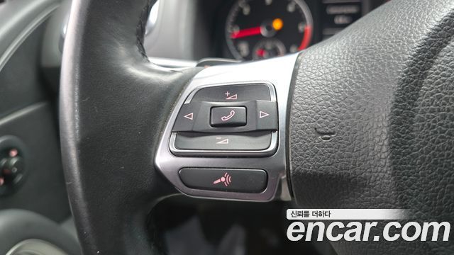 Volkswagen Scirocco 2012 — photo 15