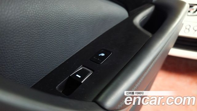 Hyundai Grandeur 2016 — photo 10