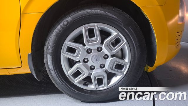 Hyundai Staria 2023 — photo 7