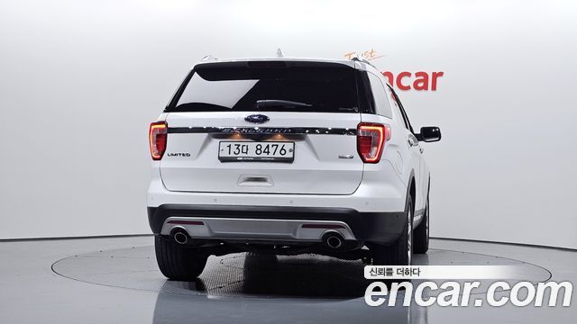Ford Explorer 2017 — photo 4