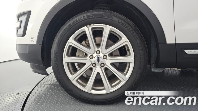 Ford Explorer 2017 — photo 5