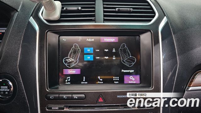Ford Explorer 2017 — photo 17