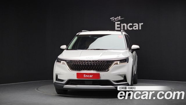 Kia Canival 2023 — photo 3