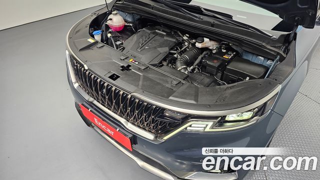 Kia Canival 2023 — photo 6