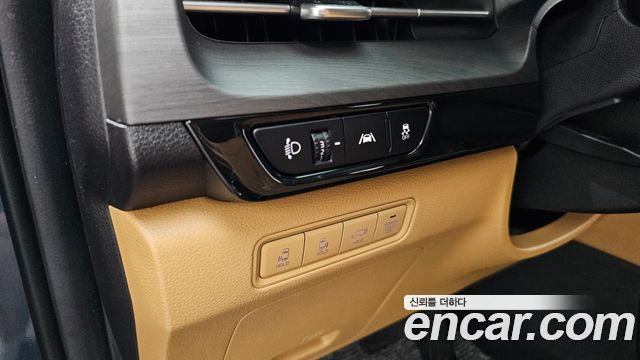 Kia Canival 2023 — photo 23