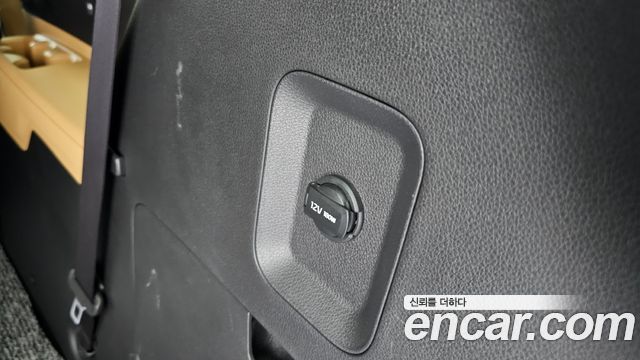 Kia Canival 2023 — photo 30