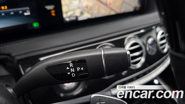 Mercedes-Benz S-Class 2019 — photo 12