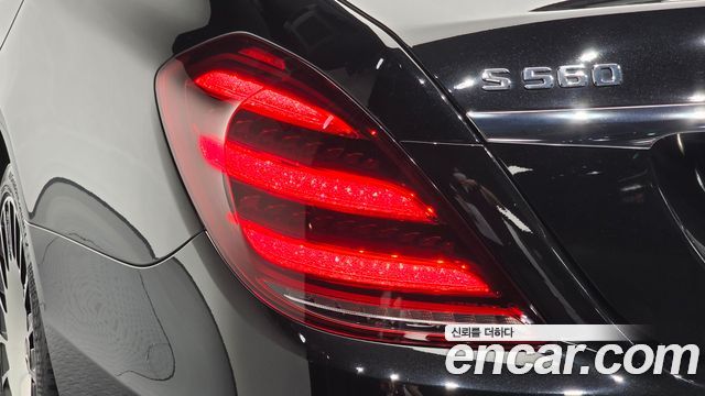 Mercedes-Benz S-Class 2019 — photo 9