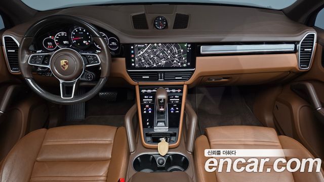 Porsche Cayenne 2022 — photo 7
