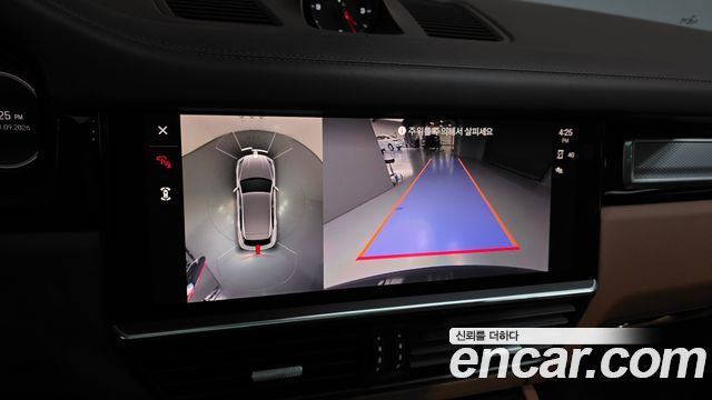 Porsche Cayenne 2022 — photo 15