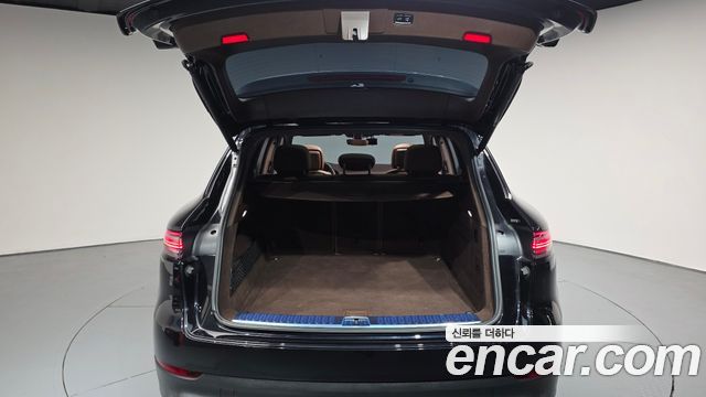 Porsche Cayenne 2022 — photo 20