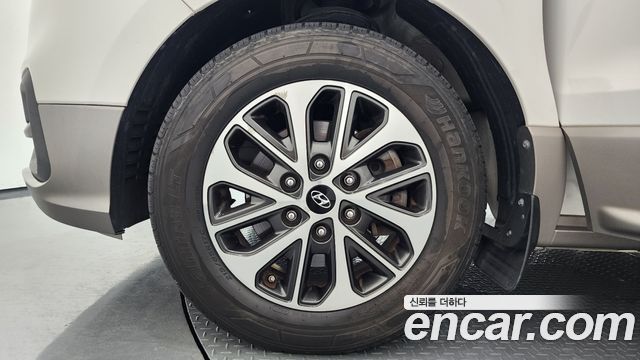 Hyundai Starex 2018 — photo 5
