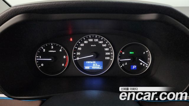 Hyundai Starex 2018 — photo 11
