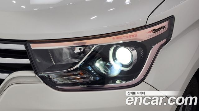 Hyundai Starex 2018 — photo 8