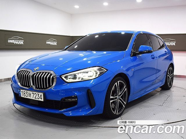 BMW 1-Series 2021 — photo 1