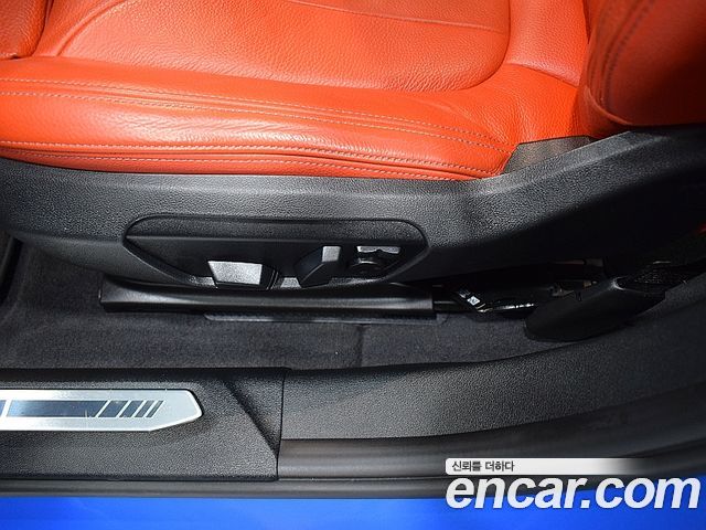 BMW 1-Series 2021 — photo 6