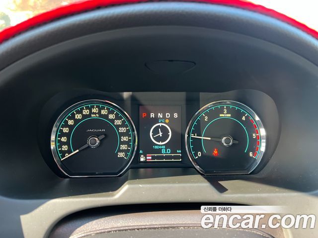 Jaguar XF 2014 — photo 9