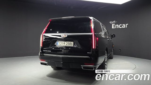 Cadillac Escalade 2021 — photo 4