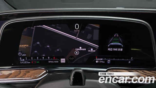 Cadillac Escalade 2021 — photo 8