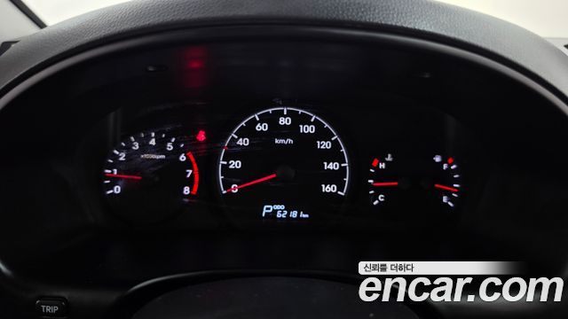 Hyundai Starex 2019 — photo 11