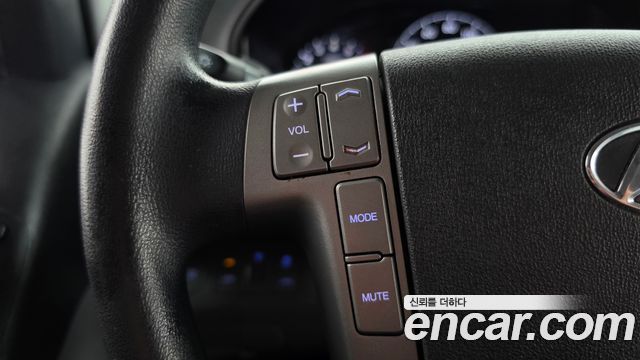 Hyundai Starex 2019 — photo 23